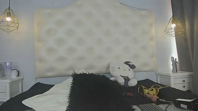ninaavelvett webcam