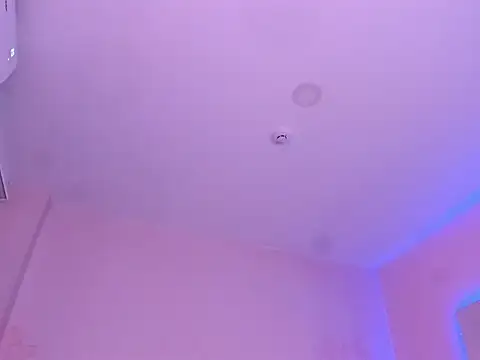 EmilySanchezz webcam