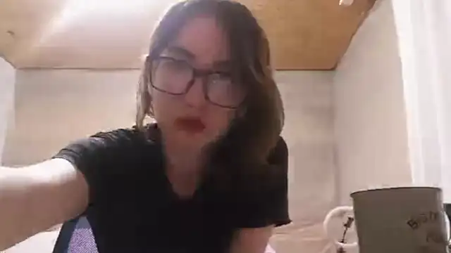 OliviaMoment webcam
