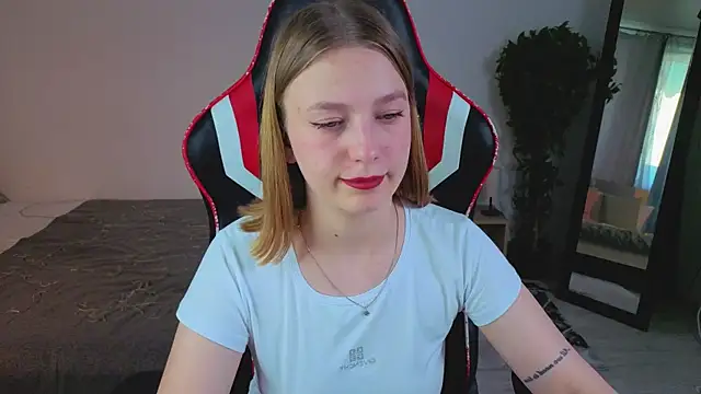 BeatriceLoven webcam