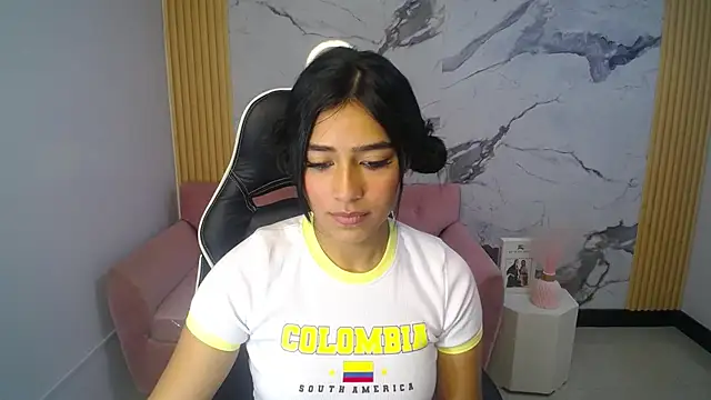 HotStreawberry_ch webcam