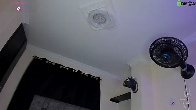 Danyhottits webcam
