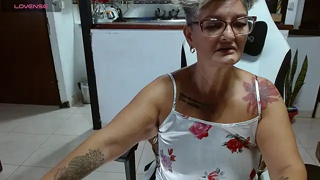 bety-cum2 webcam
