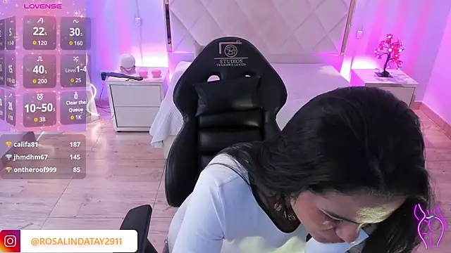 Watch Rosalind_tay live on EroticFlix - High definition streams