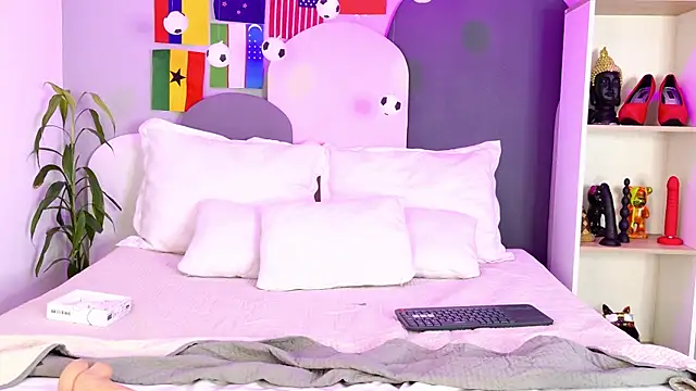SophieGomez22 webcam