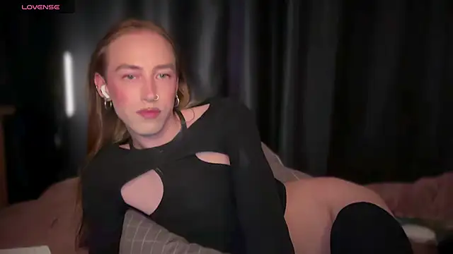 Avril_Pearly_ webcam