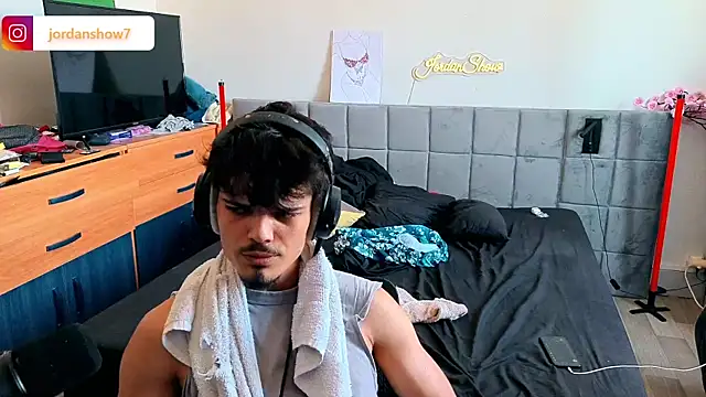 JordanShow webcam