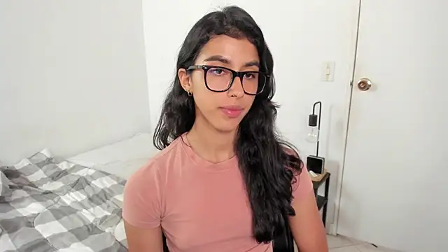 Mazikeen__18 webcam