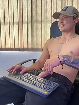 Alexander_ferre webcam