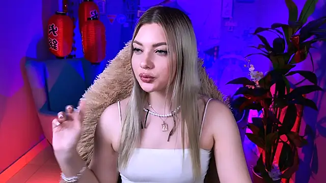 HyileyClark live cam on StripChat