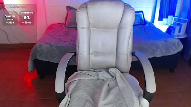 Tiana_27 webcam