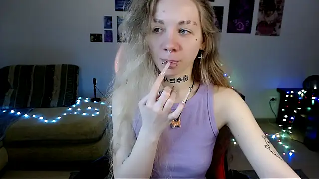 Nica_Kawaii webcam