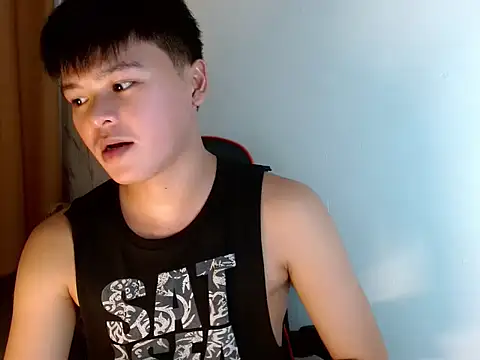 yourhotasiandoms webcam