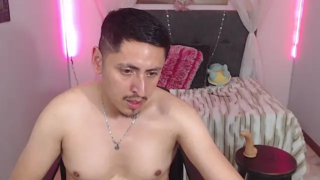 Alexx_levi webcam