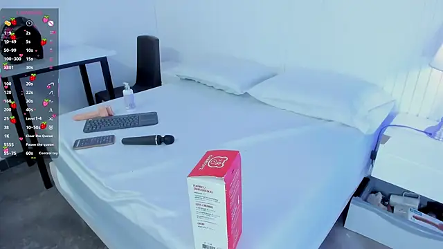 myla_cute18 webcam