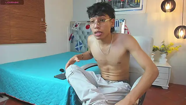 Jake_Falcon webcam