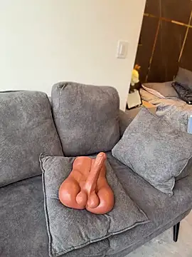 emily-Hornyy webcam