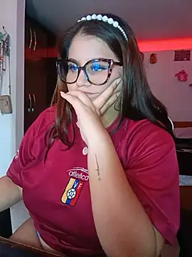 Bonny_rousse01 live cam on StripChat
