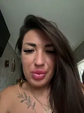 RuslanaXX webcam
