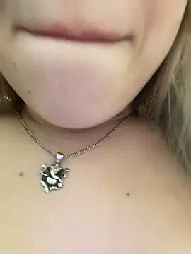 Liza_risky webcam