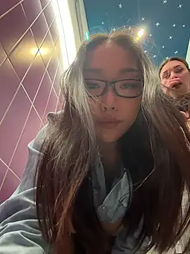 trytomakememoam webcam