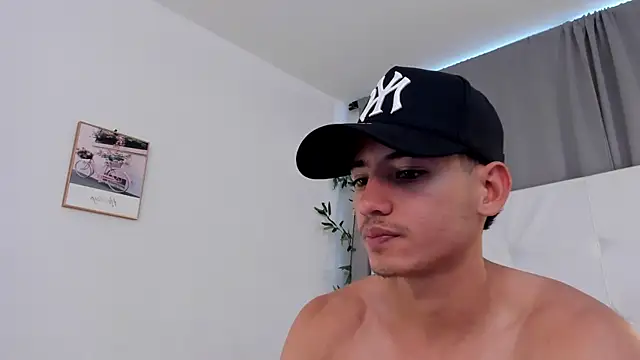 Alejo-and-Thiago webcam