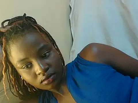 Sexxy-skinny webcam