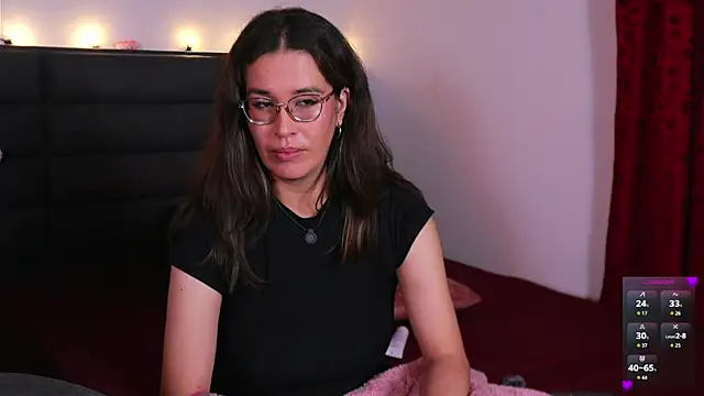 kathieandpovcock1 live cam on StripChat