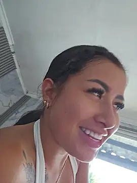 Luisa_Madrid webcam