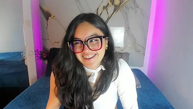 Crystal_Moom webcam