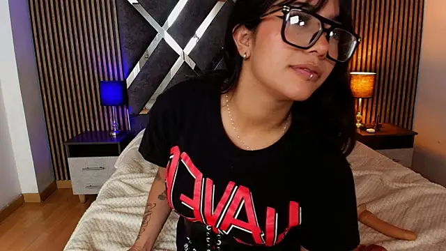 Amy_channel webcam