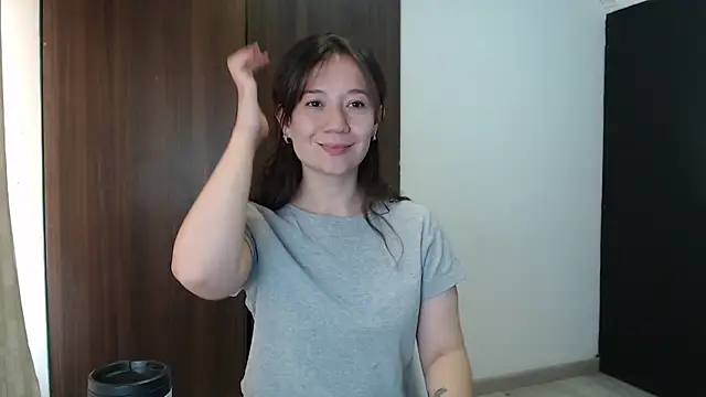 lanna_1878 live cam on StripChat
