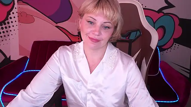 AmaraNights live cam on StripChat