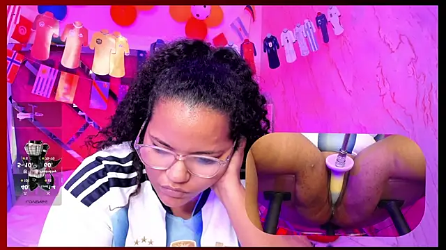 MhiaRey webcam