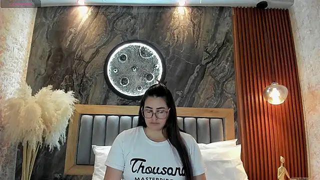 BellaPeers_ webcam