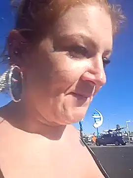 nakedgarbageperson webcam