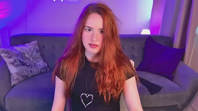 ChloeAster webcam