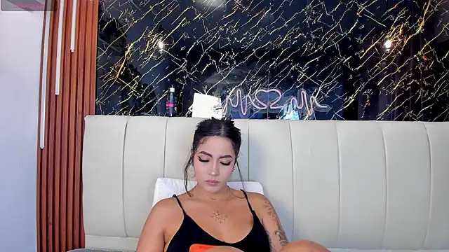 Tamara-evans live cam on StripChat