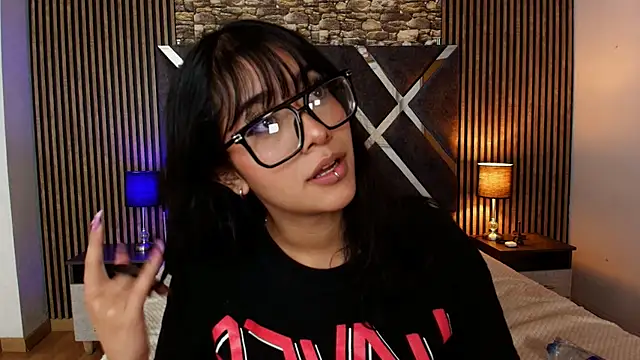 Amy_channel webcam
