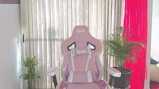Queen_Morena webcam