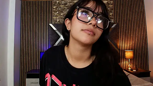 Amy_channel webcam