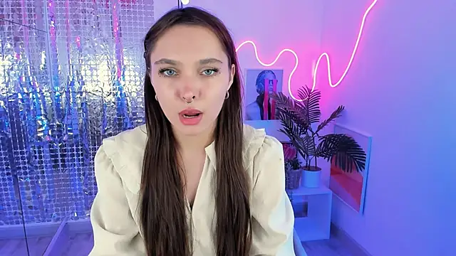 ChloeSunny webcam