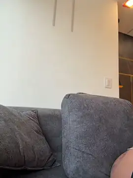 emily-Hornyy webcam