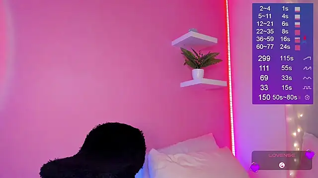 Bella-White live cam on StripChat