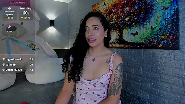 Magic_ivone live cam on StripChat