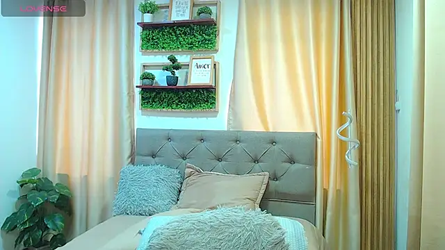 sasi_luna webcam