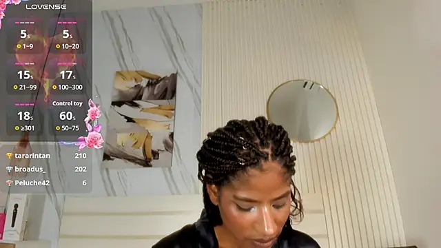 Afro_Luna webcam