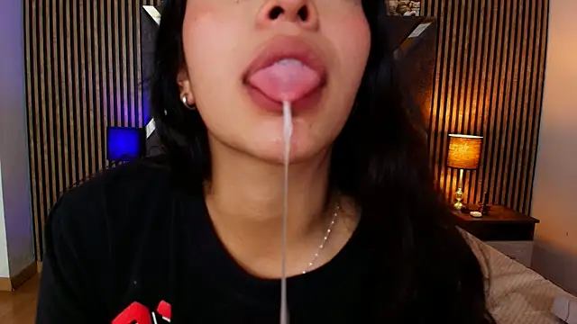 Amy_channel webcam