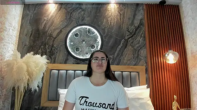 BellaPeers_ webcam