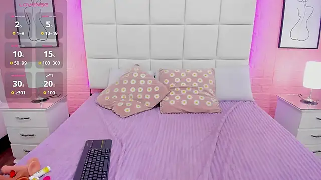 _bella_rossee_ webcam